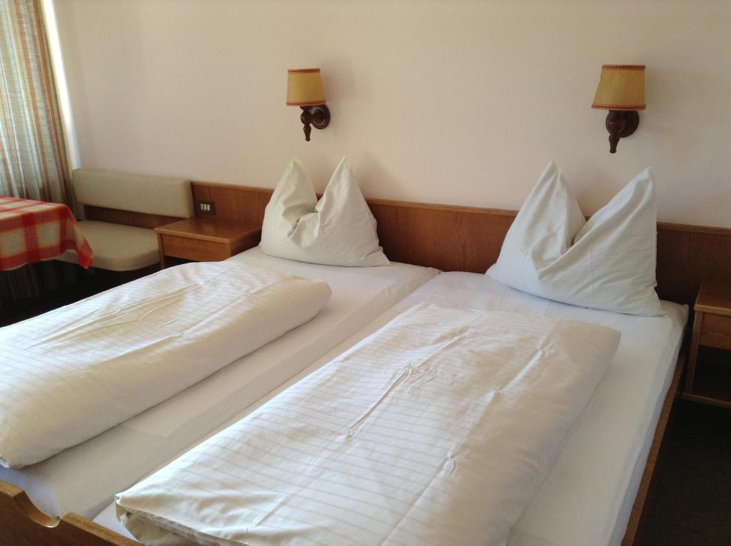 Hotel Tannerhof Merano Værelse billede